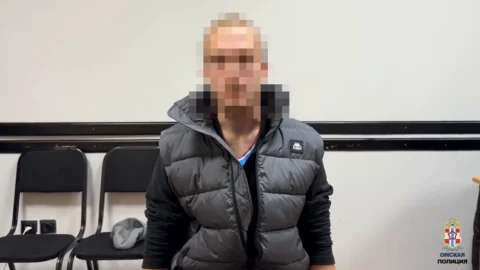 В Омске задержали парня, пристававшего к девушкам