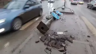 В Омске этой ночью снесли «островок безопасности»