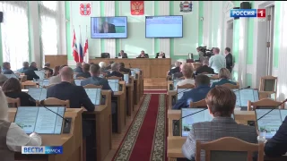 В Омске на заседании городского Совета рассмотрели несколько десятков вопросов