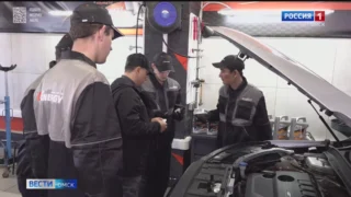 Омские студенты погрузились в тонкости профессии автомеханика