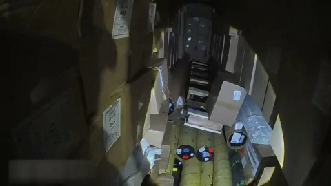 Омские силовики задержали на границе крупную партию курительных смесей